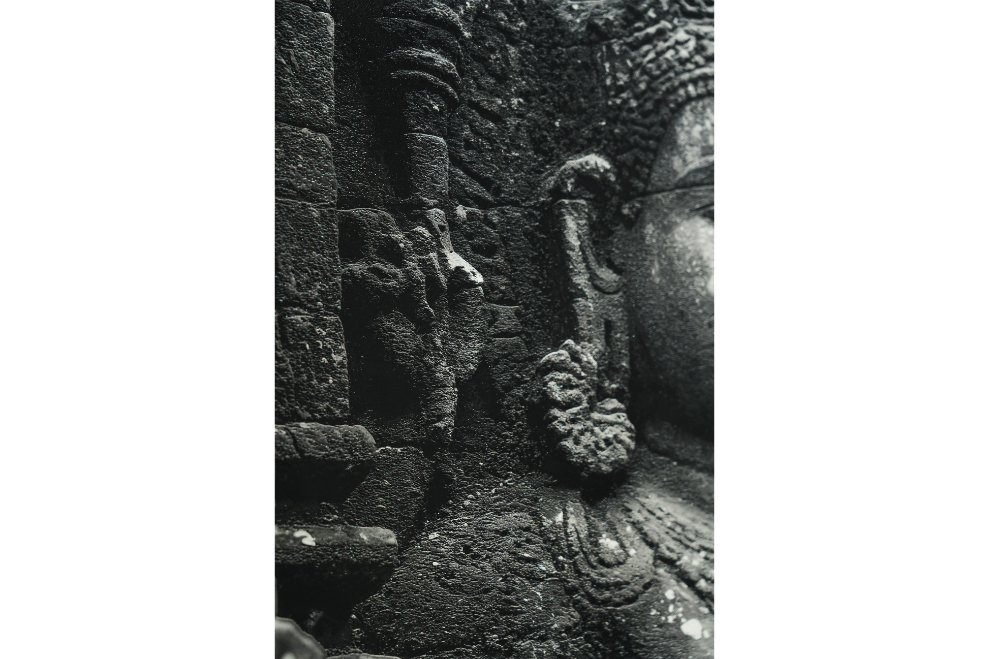 Lord Buddha, Ancient Stone Carvings Van Glo
